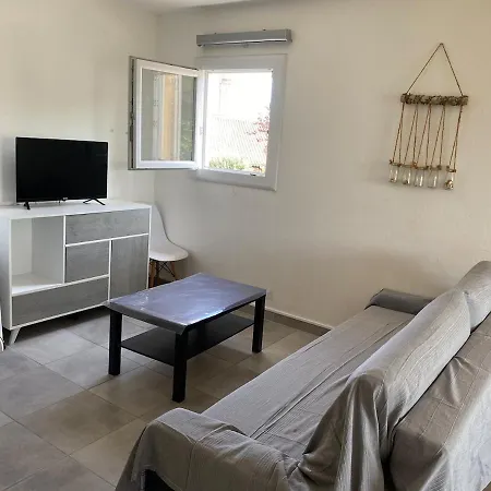 Apartment 35m2 Avec Balcon Et Parking